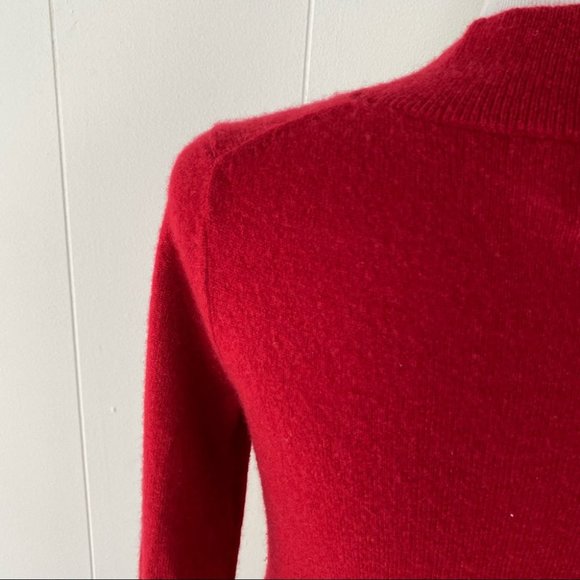 Neiman Marcus 100% Cashmere Red V Neck Button Front Cardigan Sweater Small - Picture 8 of 13